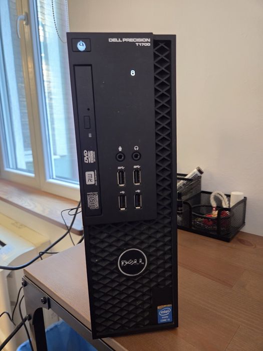Dell Precision T1700