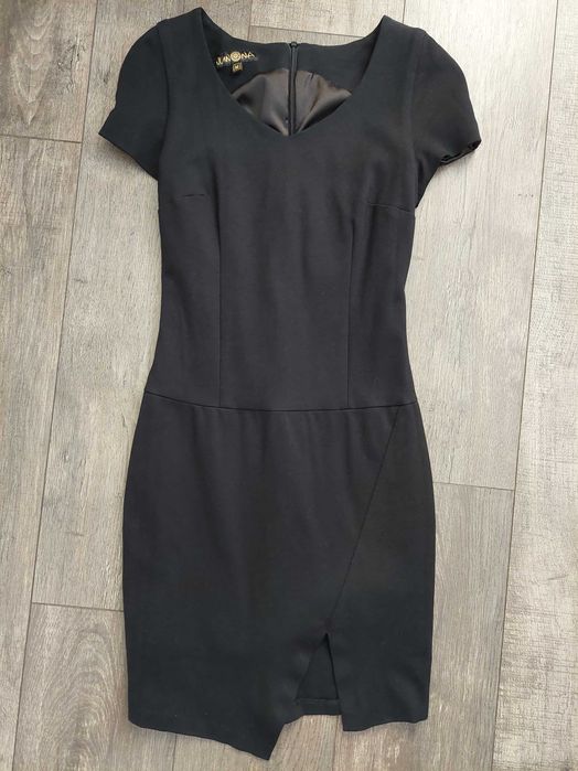 Черна къса рокля