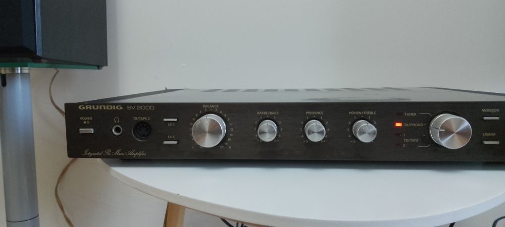 Amplificator Grundig SV 2000