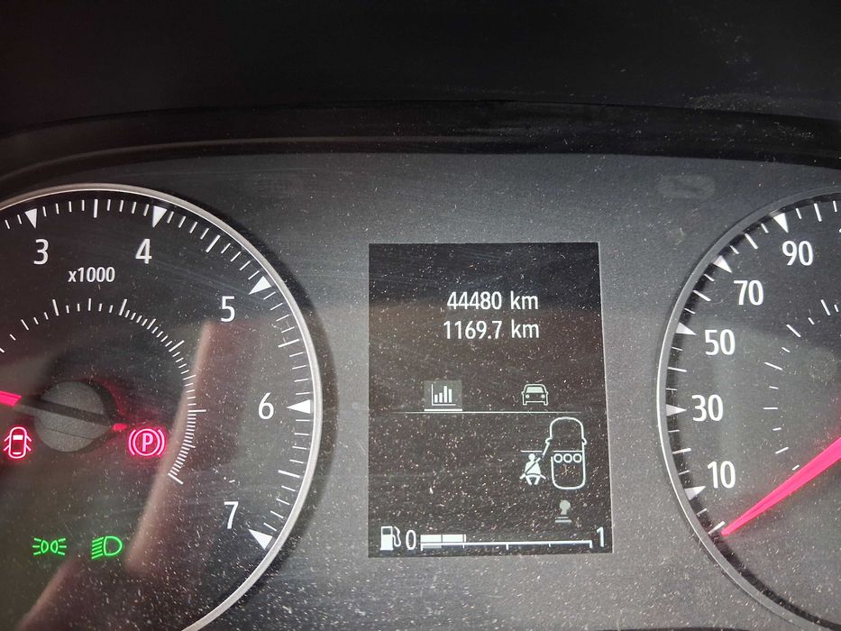 Auto dacia logan