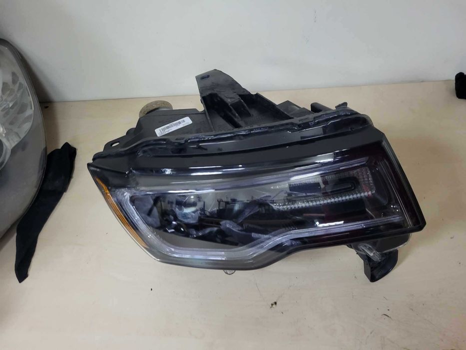 Десен фар за Cherokee Wk2 USA desen far чероки ксенон