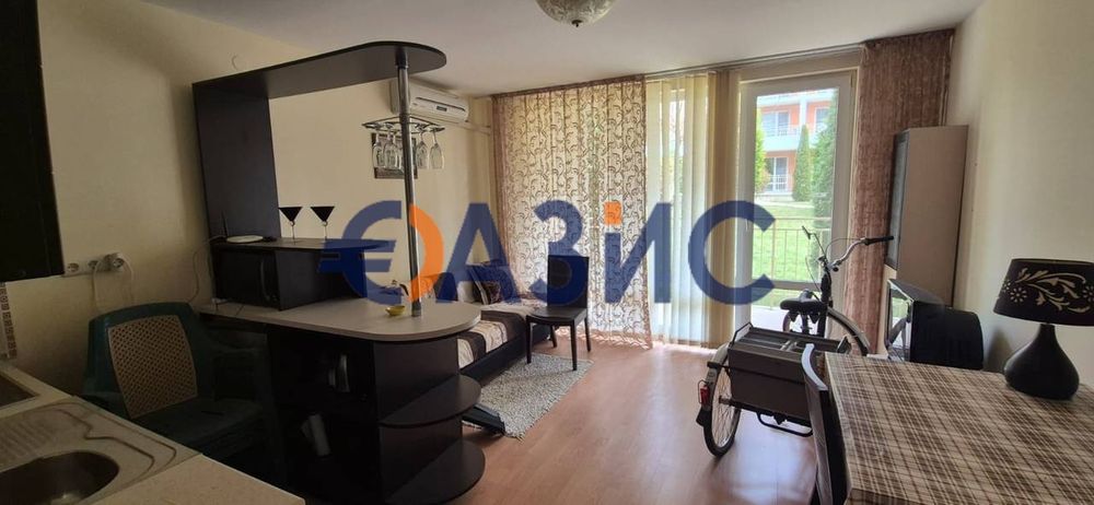 Продава се Едностаен апартамент в Свети Влас - 40 кв.м за 1113 €/кв.м - Снимка #2