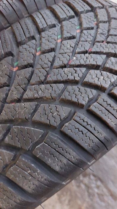Зимни гуми 195/60/15 Bridgestone Blizzak  2 броя
