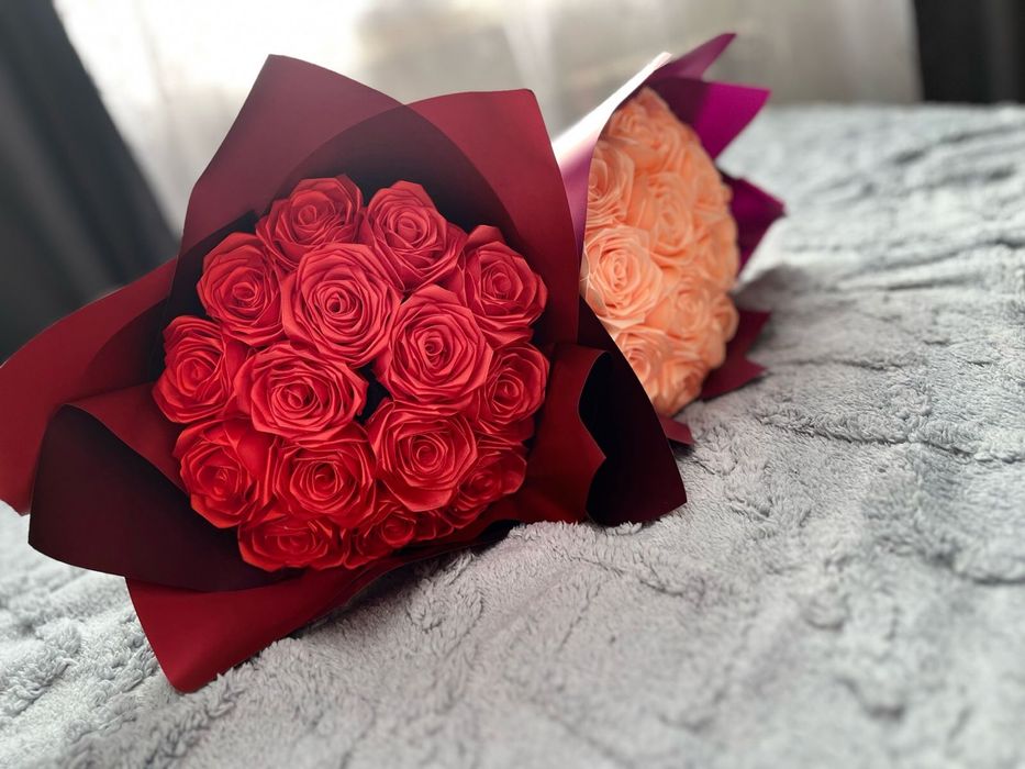 Букеты из роз и бабочек