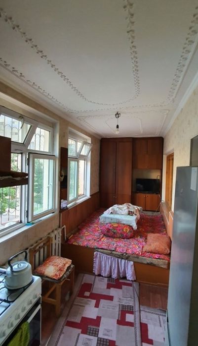 Продаётся 2/2/5 Юнусабад 18 квартал