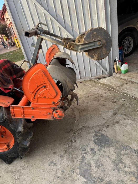 Kubota B7001E Mini Tractor Diesel 14CP + Freza Inclusa