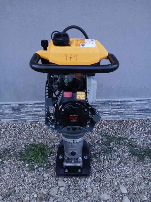 Mai compactor Wacker Neuson bs 68-4, ca NOU