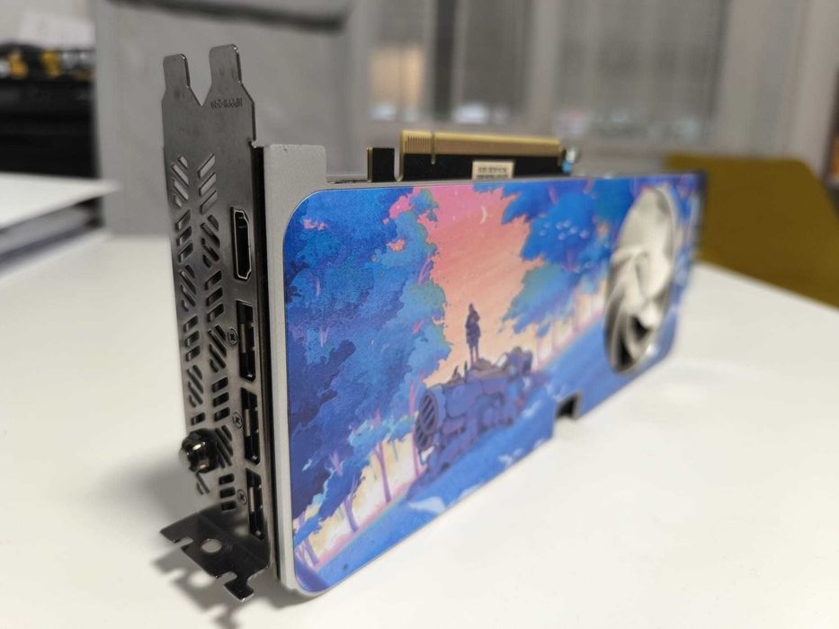 iGame GeForce RTX 3070 8GB – Ediție White Custom | Aspect Impecabil | Placă Video Premium