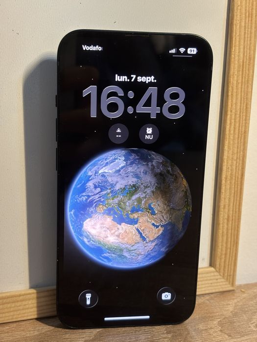 Ipfone 13 telefon excelent