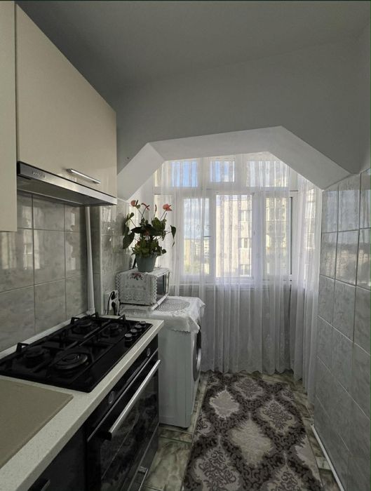 PF vand apartament 2 camere decomandate