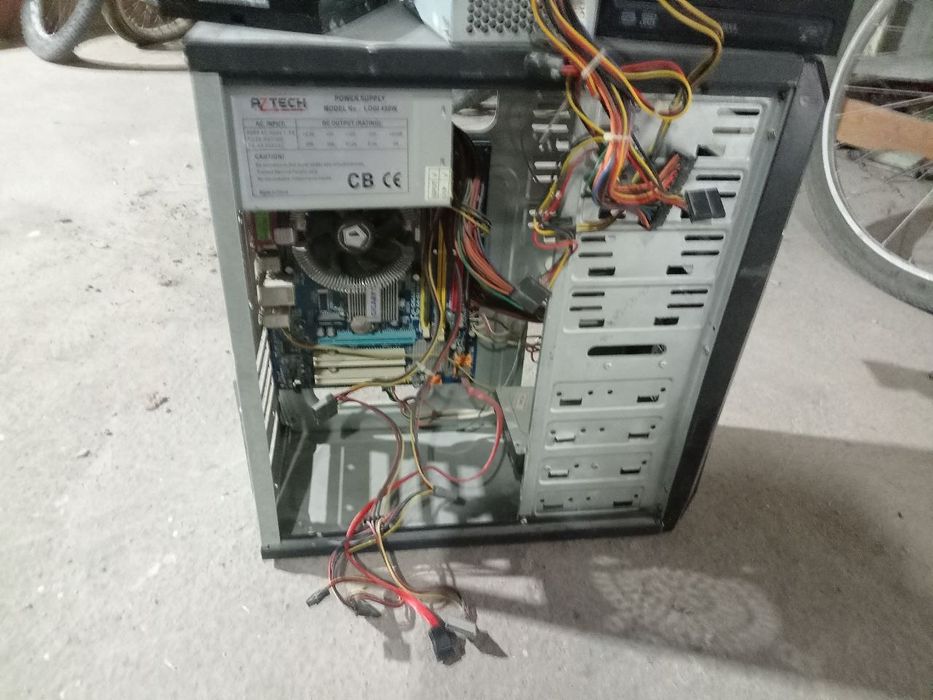 Компютер арзонга сотилади