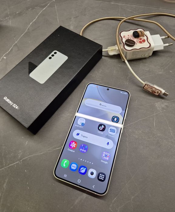 Смартфон Samsung Galaxy S24  Dual SIM, 8GB RAM, 128GB, 5G,