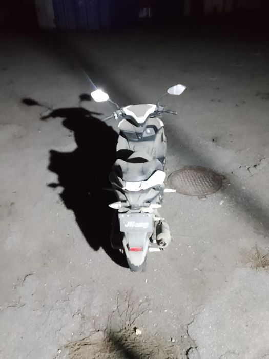 Продаю мопед N-Maks