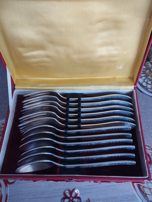 Продаётся мельхиоровые ложки