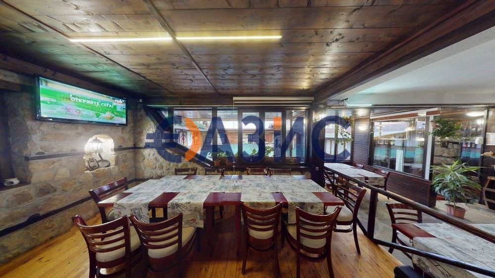 Продава се Хотел в с. Кошарица, Област Бургас - 744 кв.м за 514 €/кв.м - Снимка #14