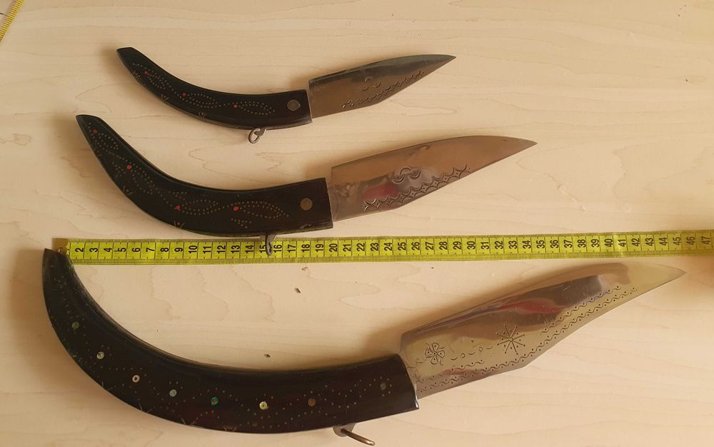 Колекционерски стари ножове