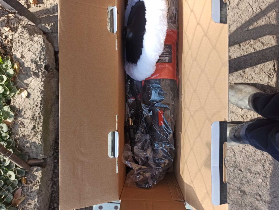 угловая полировальная машинка P61806