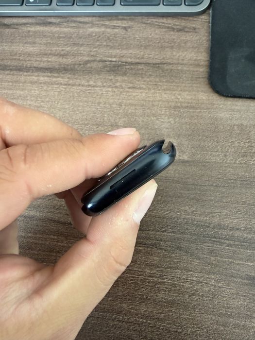 Apple Watch Series 8, 45mm, 87% battery health, full box