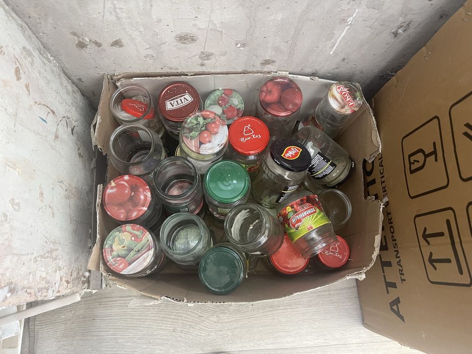 Продам банки недорого