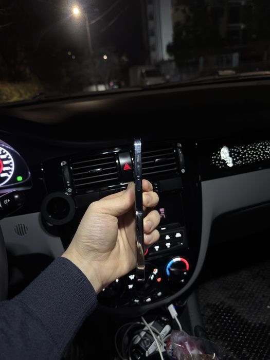 IPhone 12 pro 256GB 84% emkost