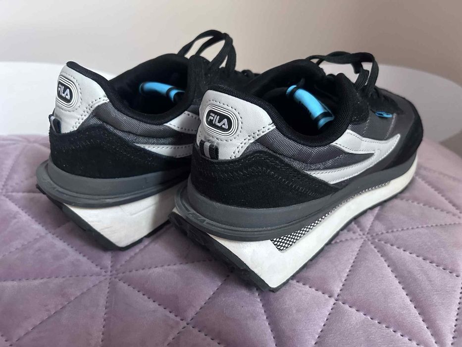 Маратонки Filla номер 41.