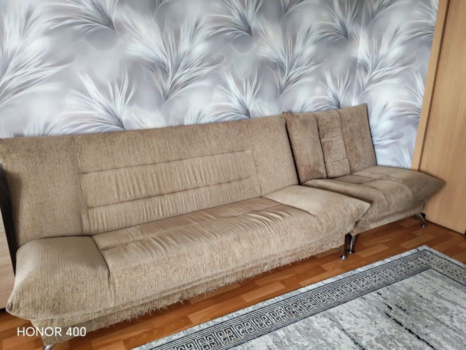 Продам диван с креслом
