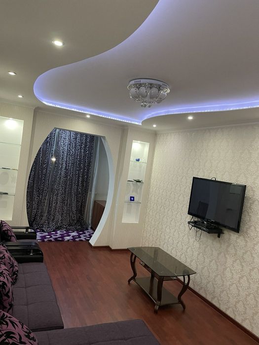 For sale: 3-room apartment, 3rd floor, 4-story building, not on the en