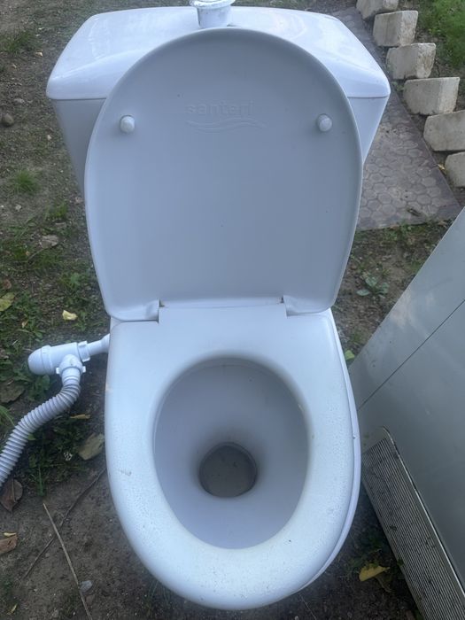 Продам унитаз в б/у