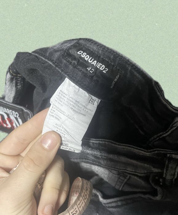 Продавам запазени дънки Dsquared и Zara