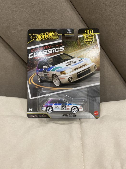 Обмен/продажа хотвилс,hotwheels,premium,премиум Mazda 323 GTR
