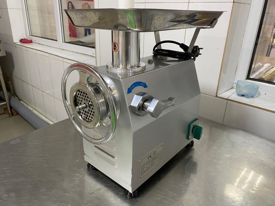 Продам мясорубку