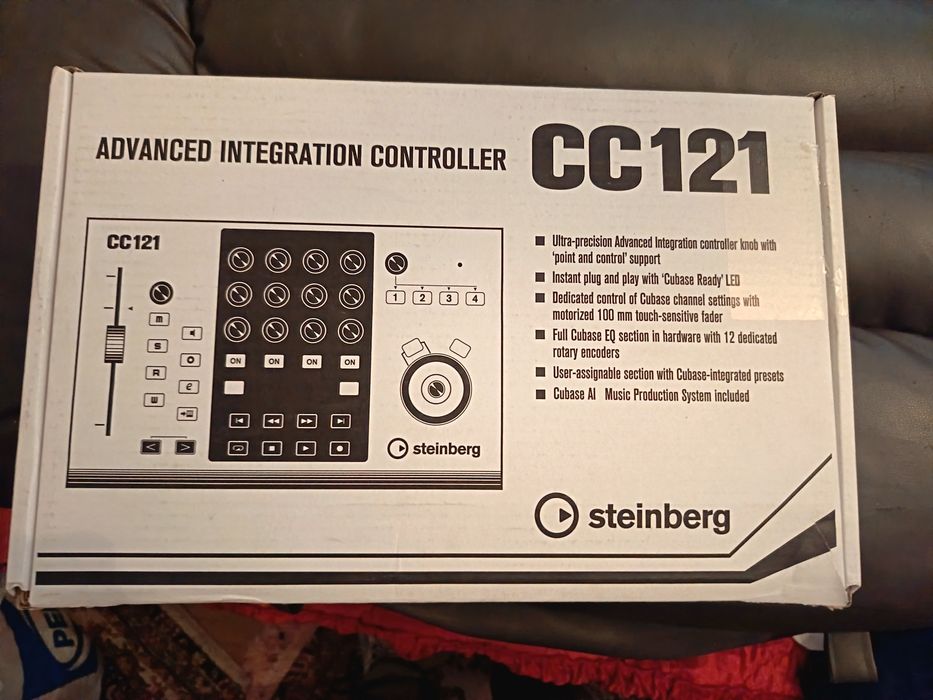 Controller Steinberg Cubase CC 121