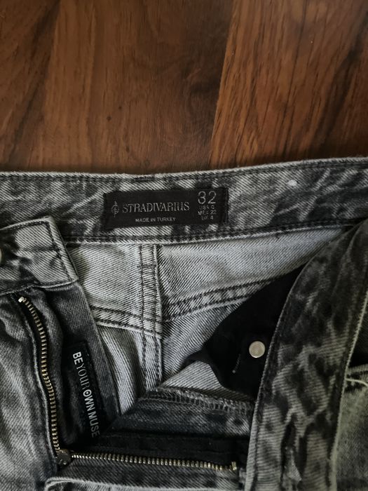 Дънки от Stradivarius D92 размер 32
