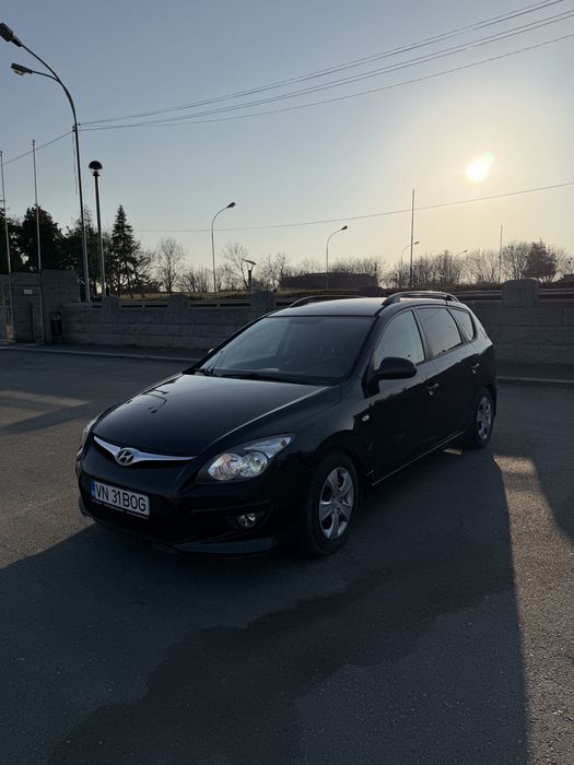 HYUNDAI i30 2011 — imagine 2