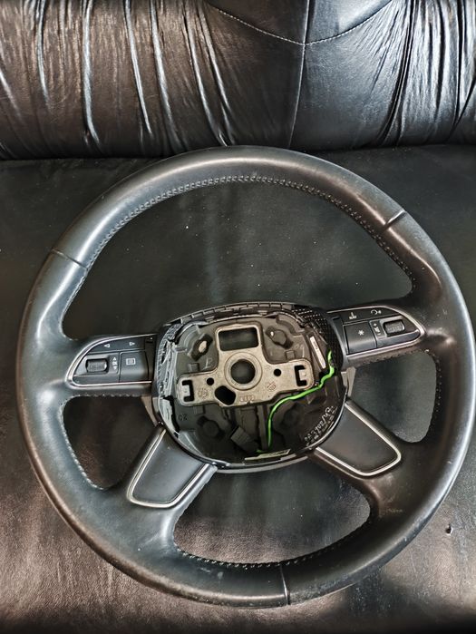 Волан за Audi Q3