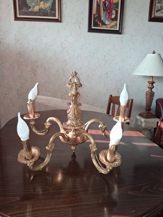 Масивен полилей от месинг и мед.