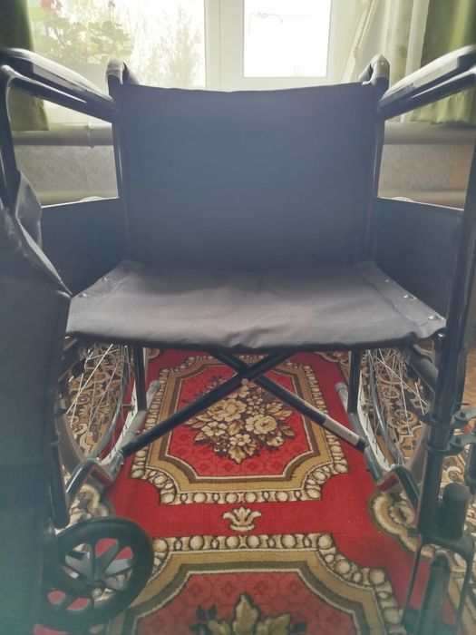 Продам Инвалидное кресло