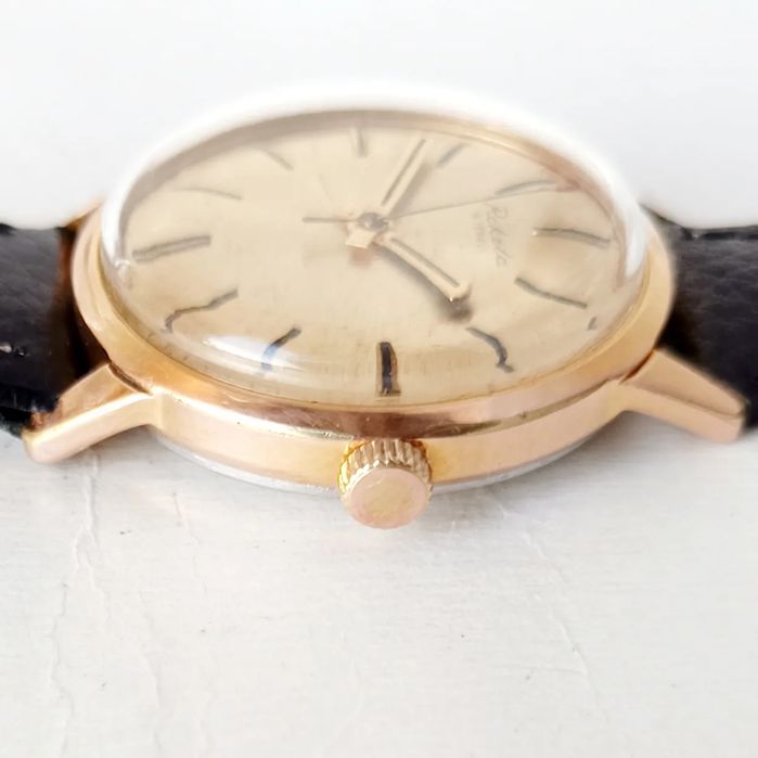 Raketa Ракета - мъжки механичен часовник