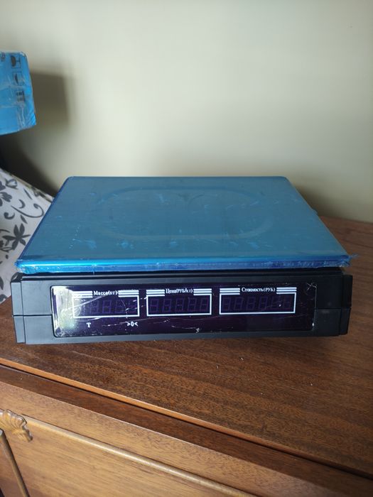 Электровесы со счётчиком цены