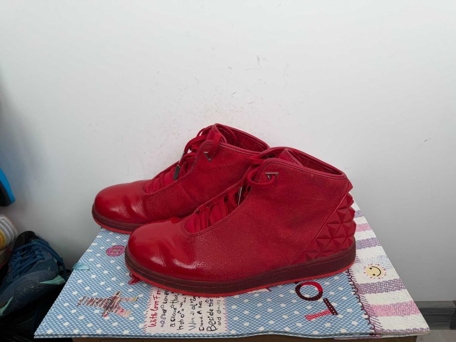 Jordan Instigator "Gym Red"оригинални маратонки 45 номер