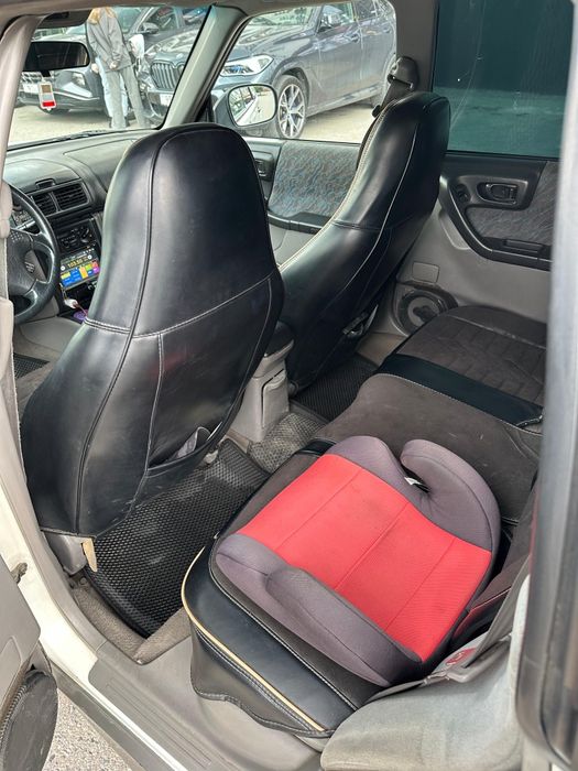 Субару Форестер 99г