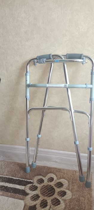 Продаются ходунки