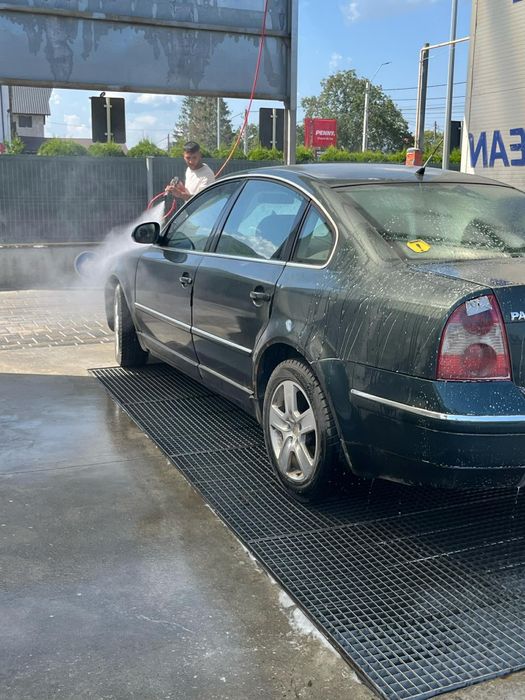 Dau la schimb 3 mașini pe una