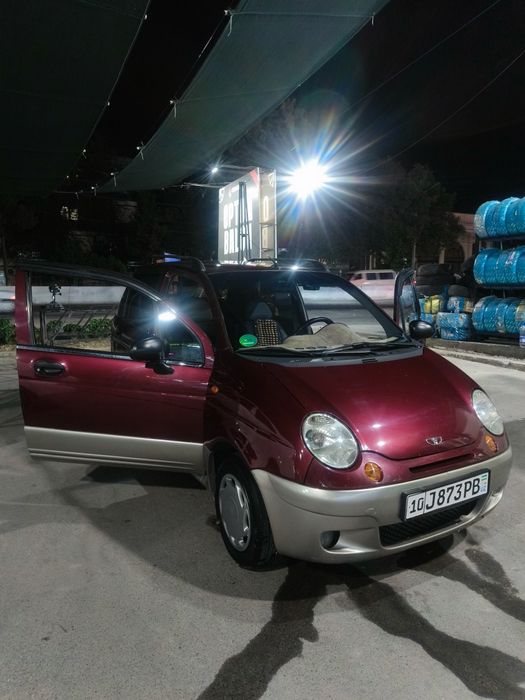 Matiz best (ispanskiy krasniy)