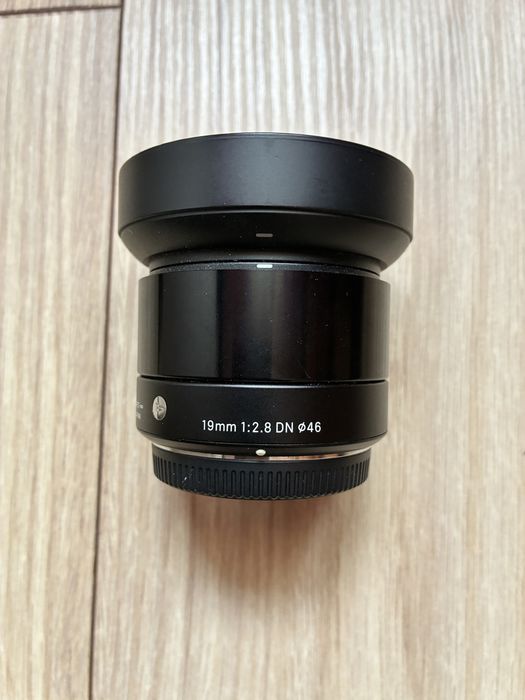 Sigma art 19mm F 2:8 MFT