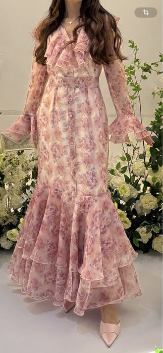 Красивое нежное платье