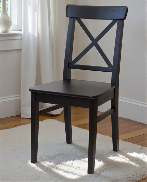 Стул из массива сосны