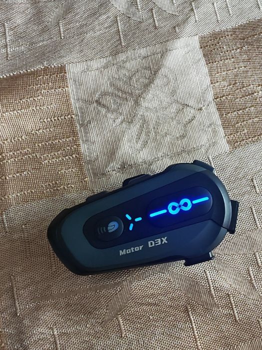Продавам интеркоми 2 броя D3X