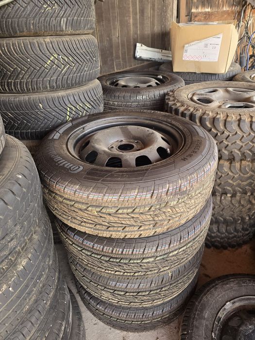 215 65 R16 Roti Duster continental conti cross contact LX2  Rezerve