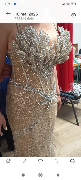 Rochie nașa  purtata  câteva ore